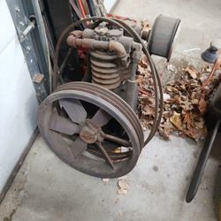 Giant Air Compressor pump 