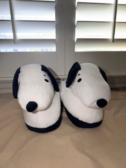 Snoopy flip flops