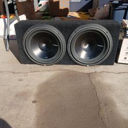 P3 Rockford Fosgate 12 Inch Subs 