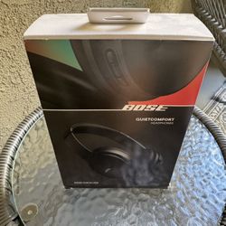BOSE HEADPHONES