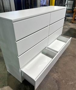 Six-drawer dresser