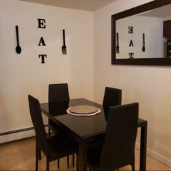 Dinning Table 4 Chairs