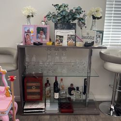 Bar & 2 Bar Stools