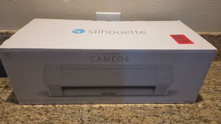 Silhouette Cameo 4