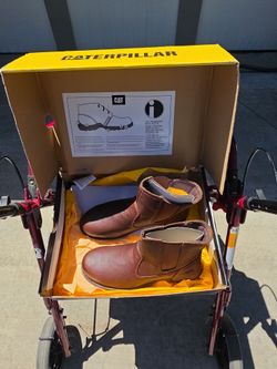 Caterpillar Shoes CAT, Brand New, Size 6