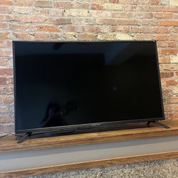 50” Smart Tv with Roku