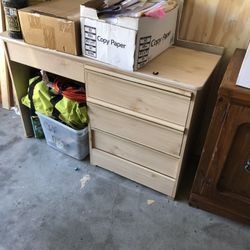 One Desk And One Dresser Only Offered Nothing Else See Pics 
