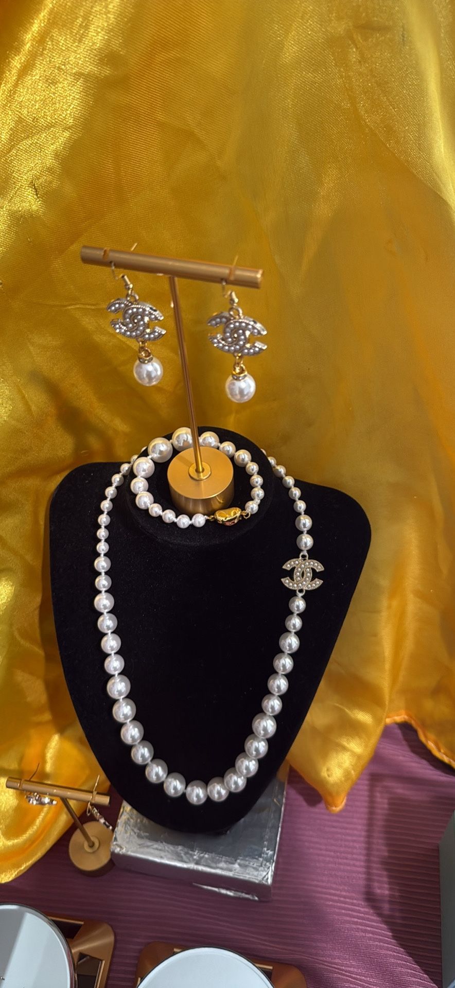 Pearl Necklace