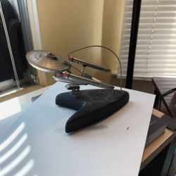 Pewter Star Trek Hallmark Hangs On Tree Or To Display 