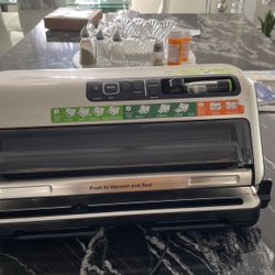 Brand New Never Used Vacuum Food And Seal