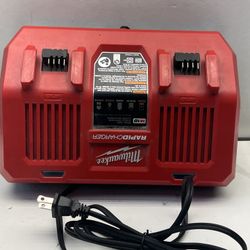 Tools Milwaukee Charger M18