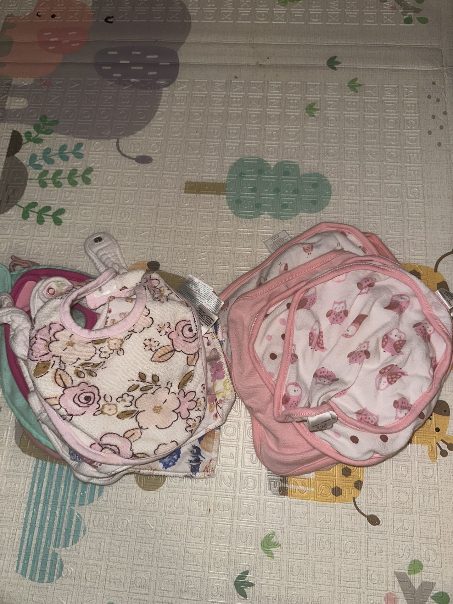 9 Baby Bibs + 9 Wash Cloth