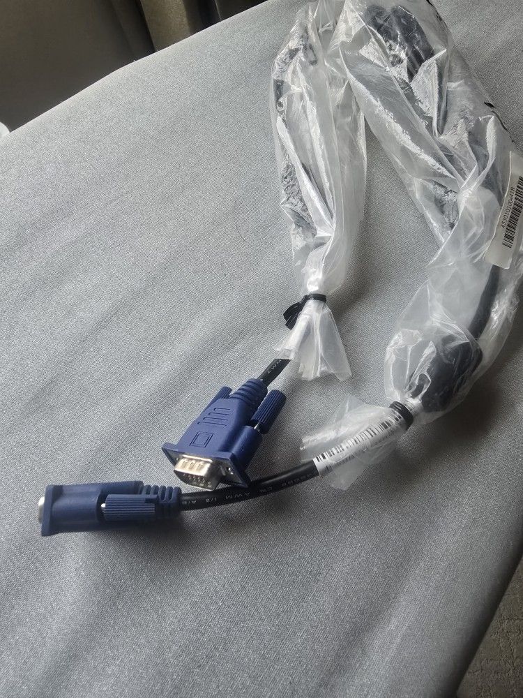 Serial computer monitor cable- approximately 5ft