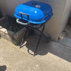 Americana Charcoal BBQ
