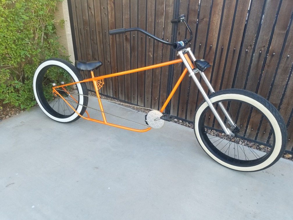 Beach cruiser lowrider bike