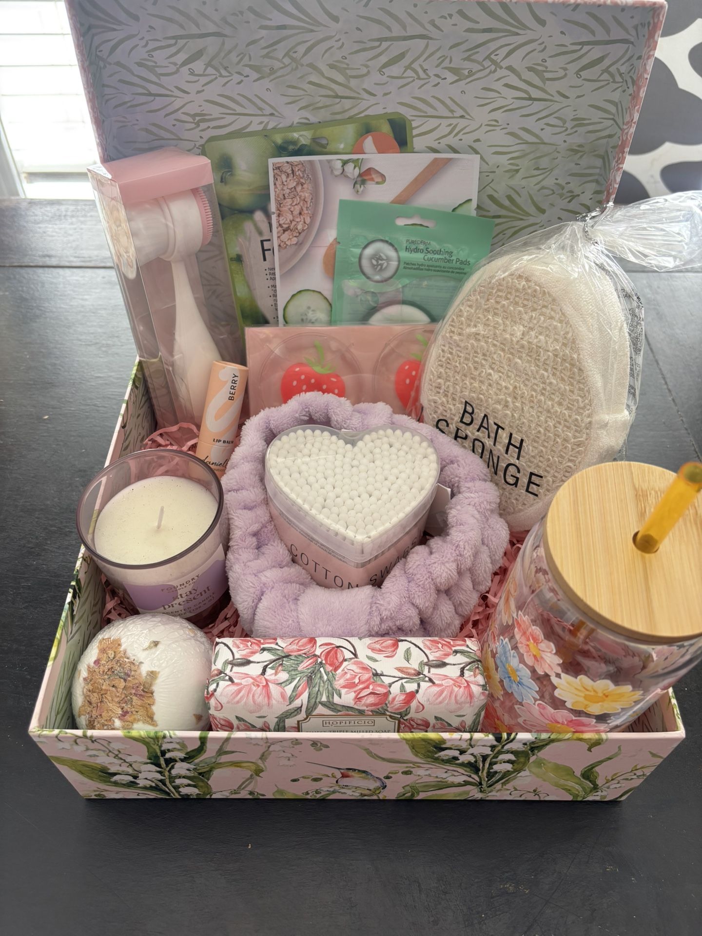 Curated By Kelly Nicole.. Mother’s Day Gift Boxes 📦✨ “Luxury Gift Boxes for Every Budget – Pamper Someone Special!” ✨📦 Mother’s Day • Birthdays • S