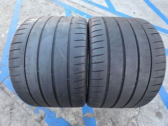 2 USED TIRES MICHELIN PS4S 305/30/19