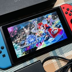 Nintendo Switch 32GB V2 Console System Neon Red Blue JoyCons Tested/Works 21941