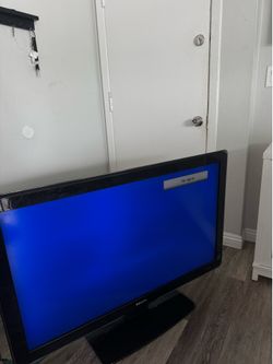 55” TV *PICK UP ASAP*