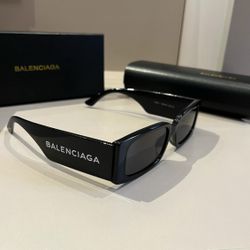 Sunglasses Balenciaga