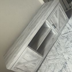 TV Stand Fixer Upper 