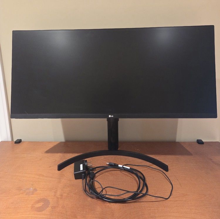 34" LG Monitor