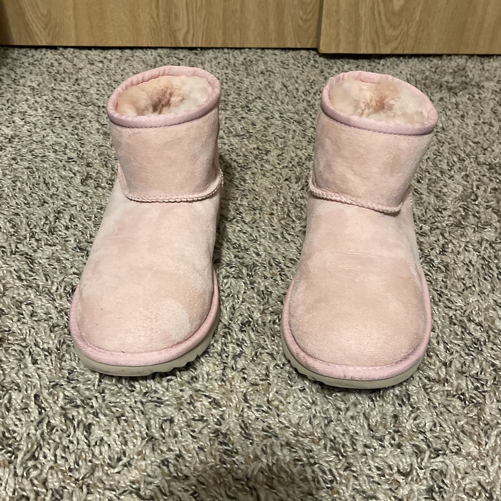 UGG Classic Mini Boots