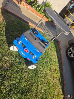 Step 2 Blue 4x4 suv push car