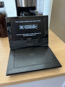 Sony Portable Blu-Ray Player BDP-SX910 Excellent Condition Sony Portable Blu-Ray Player BDP-SX910 Excellent Condition