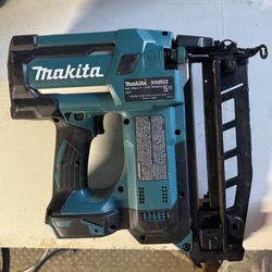 Makita 16ga Finish Nailer 18v. 