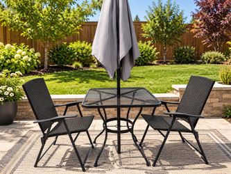 Outdoor Patio Table & Chairs