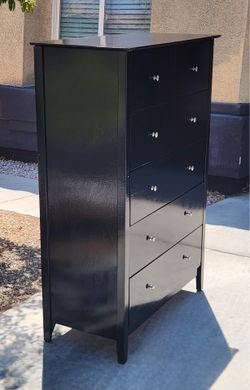 Furniture Dresser 5 Drawer * FREE LOCAL DELIVERY