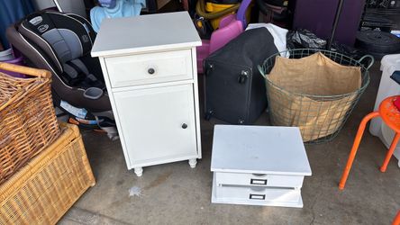 Side table with side set of drawers