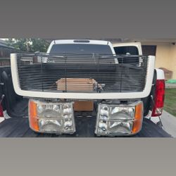 2013 GMC Sierra Headlights  Grill 