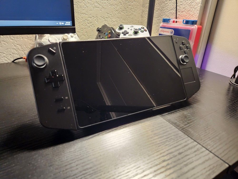 Lenevo Legion Go 1TB