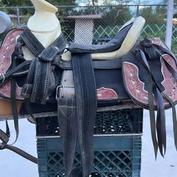 Silla Charra/ Mexican Saddle, Saddle Blanket, Horse Reins
