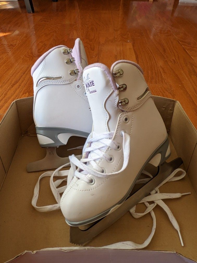 Girls Ice Skates