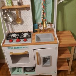 KidKraft boho kitchen play set for Sale in San Antonio TX OfferUp