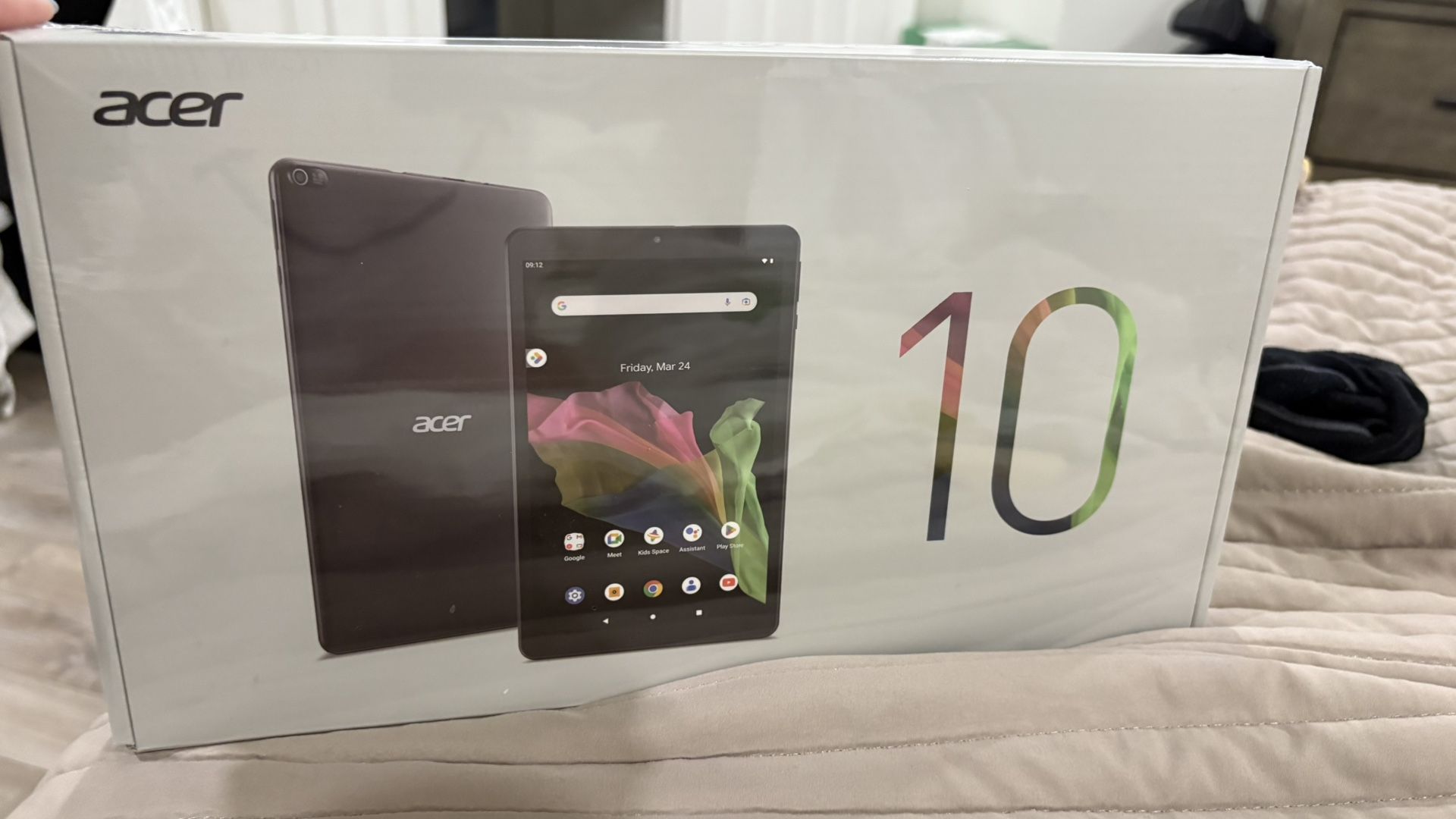 Tablet acer iconia tab a10 nt.lg0al.001 10.1" wxga quad core / 4gb / 64gb / android