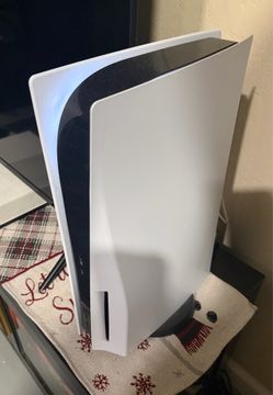 PS5 Disc Edition 1TB Bundle - Excellent Condition
