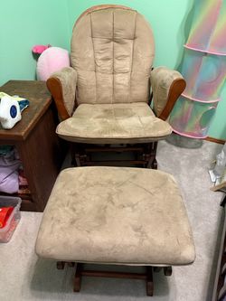 Glider rocking chair with ottoman