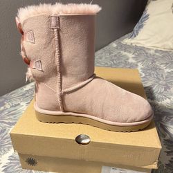 UGG Balley Bow ll Pink Color Size 8