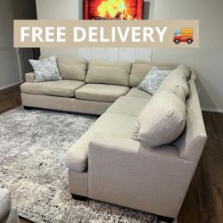 Large Tan Sectional Couch 🛋️- FREE DELIVERY 🚚 