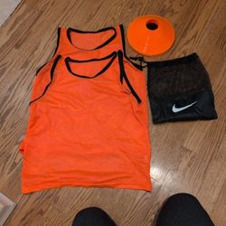 10 Soccer Cones With Bag. 2 Shirts