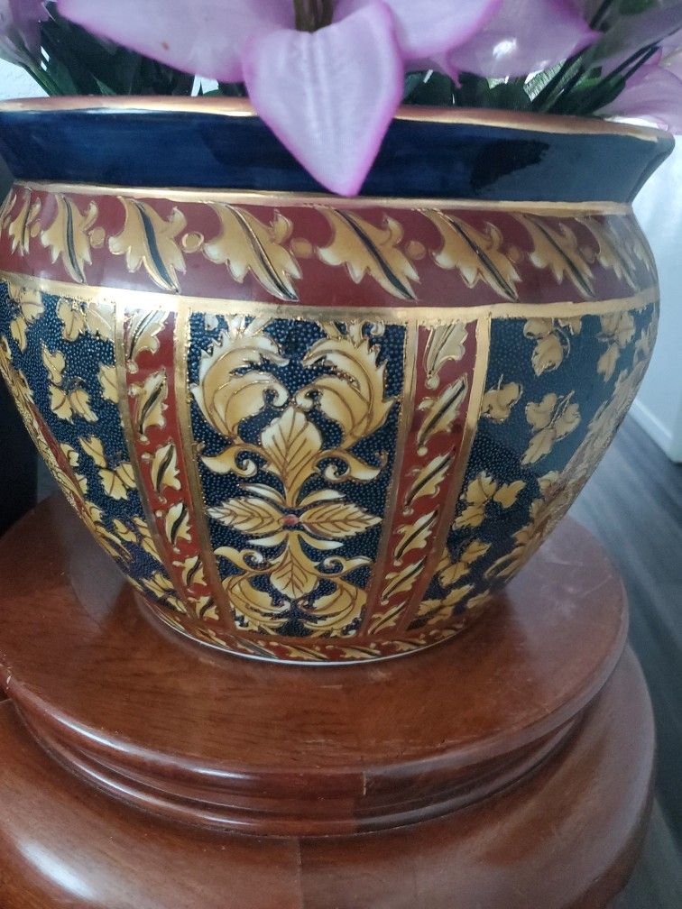 Beautiful Chinese Large Vase