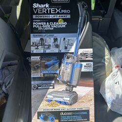 SHARK CORDLESS VERTEX PRO HYPERVELOCITY 