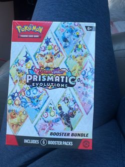 Pokémon Scarlet & Violet Prismatic Evolutions Booster Bundle