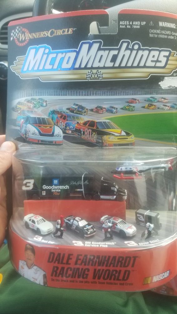 NASCAR dale earnhardt and Jeff Gordon micro machines collectibles