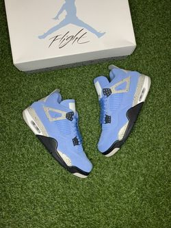 Jordan 4 University Blue Size 8.5