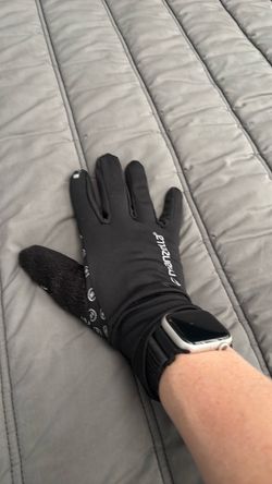 Manzella Black Running Gloves with tech fingers